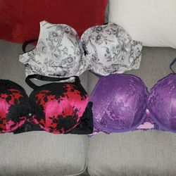 3 Torrid Curve Bras