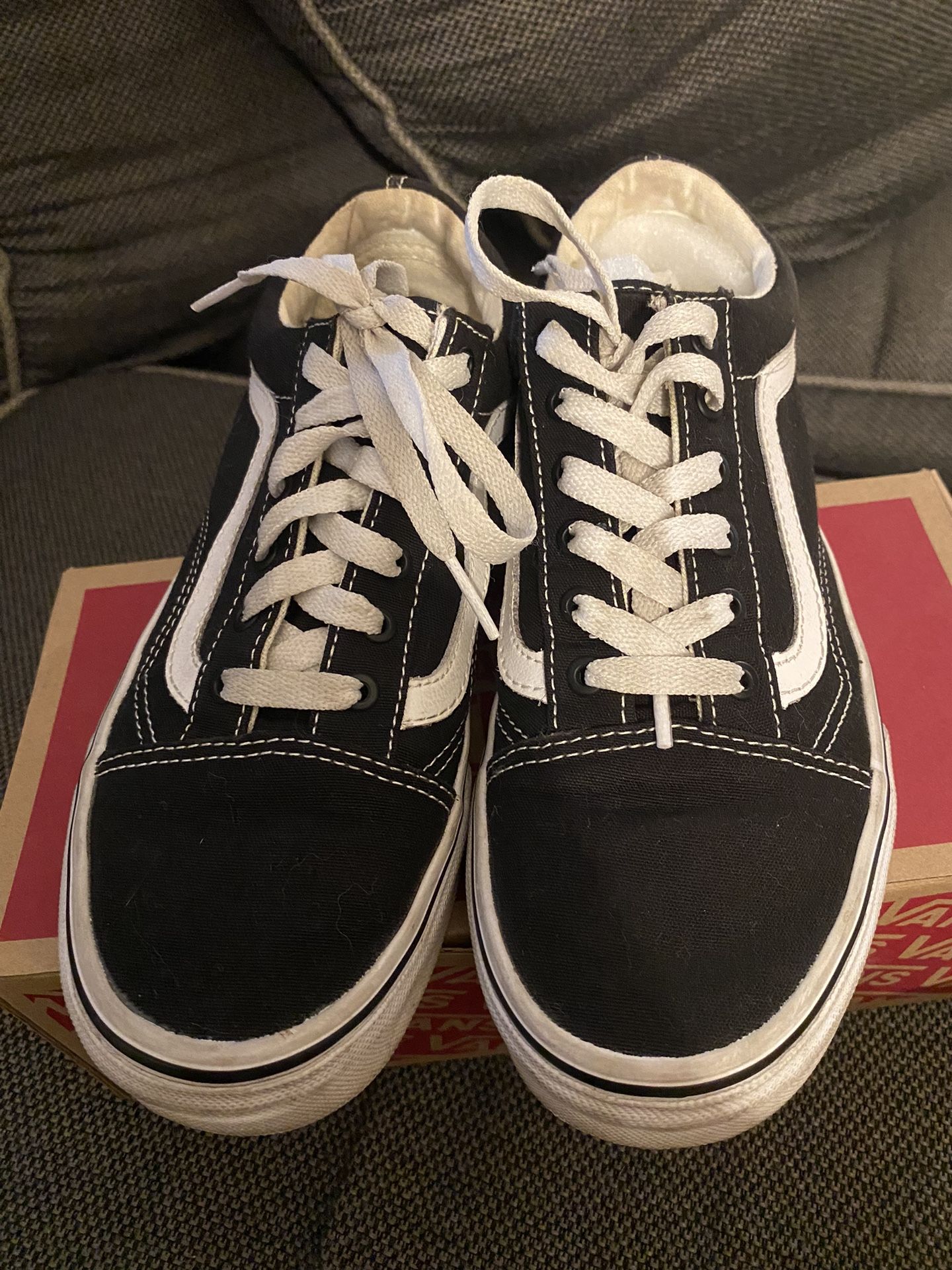 Old Skool Vans Size 4.5 Men Or 6.0 Women
