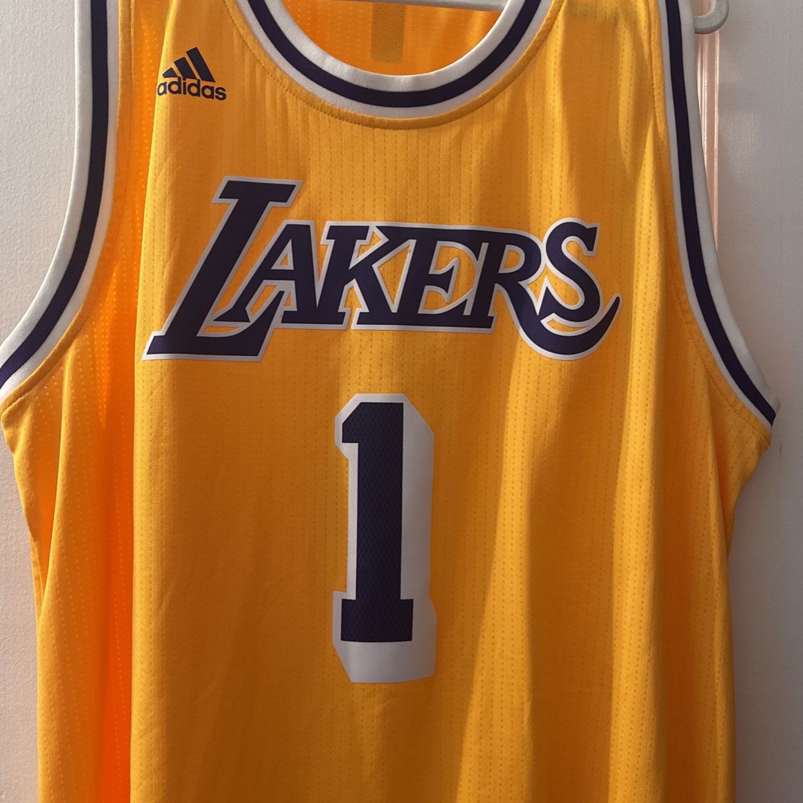 D'angelo Russell LA Lakers Nike Swingman Retro White Jersey New With Tags  S, M, L for Sale in Los Angeles, CA - OfferUp