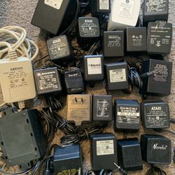 Vintage psu power adapter ac and dc voltages