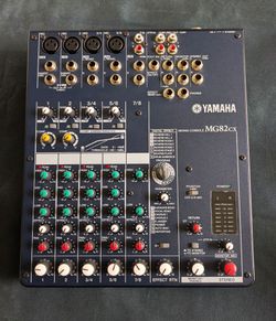 Yamaha MG82cx Audio Mixer

 

Like New. Includes New Gator Soft Case.