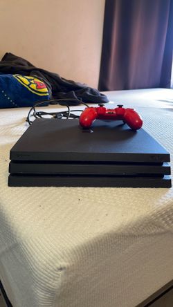 PlayStation 4 pro 1 TB