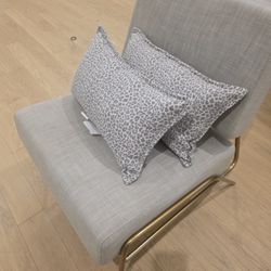 Gray Chair With Jewelry Box