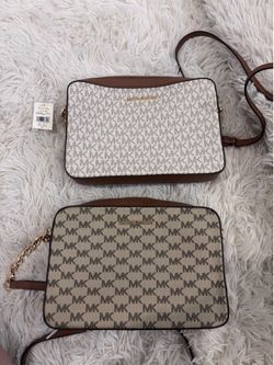 Michael Kors crossbody purse