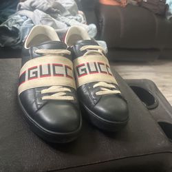 Gucci Shoes 