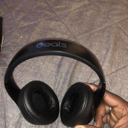 Bluetooth Beat’s By Dre Headphones 