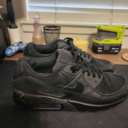 Nike Air Max 90 Triple Black Sneakers
