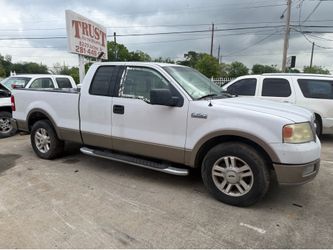2004 FORD F-150 IN FOR PARTS