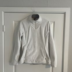 North Face Women’s White Fleece Jacket.  Size. L