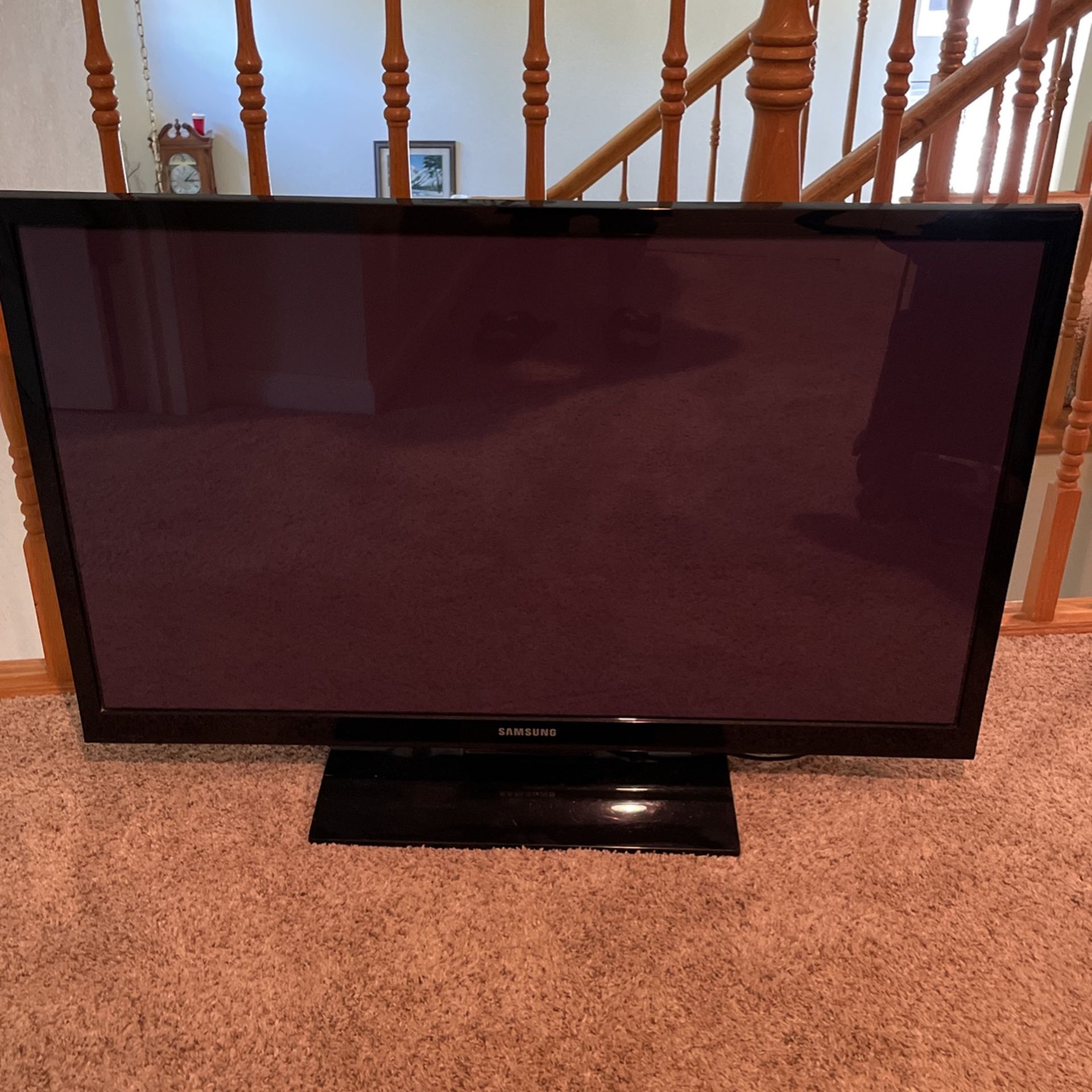Samsung 40 Inch Flat Screen Plasma TV