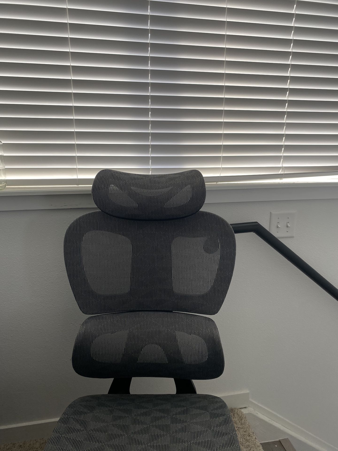 Economic Desk/Gamer Chair