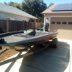 1985 Skeeter Starfire175 Bass Boat 