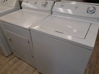 Frigidaire Washer and Dryer Set