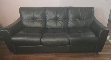 Black Leather Sofa Set – 3-Seater & Loveseat – Excellent Condition