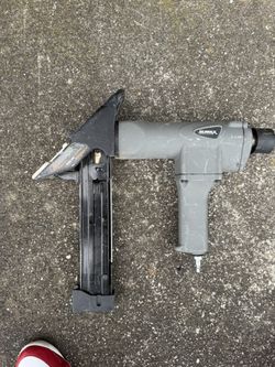 Numax 3-in-1 2-in 16-Gauge Pneumatic Flooring Nailer