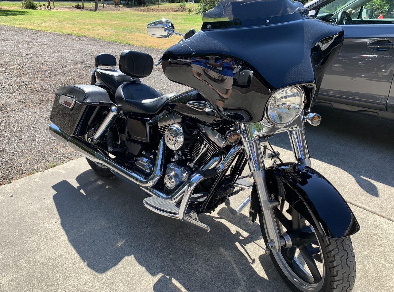 2017 Harley Davidson Dyna Switchback. 