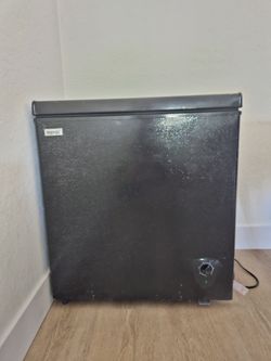 Small deep freezer