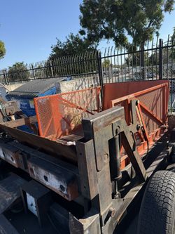 Loading Dock Hydraulic Ramp