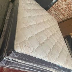 Cali-King Regular Mattress Set 