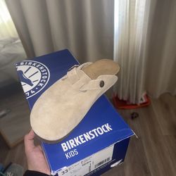 Kids Birkenstock Bostons taupe