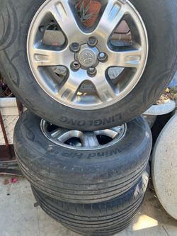 Toyota / wheels and tires