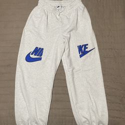 Nike Sweatpants