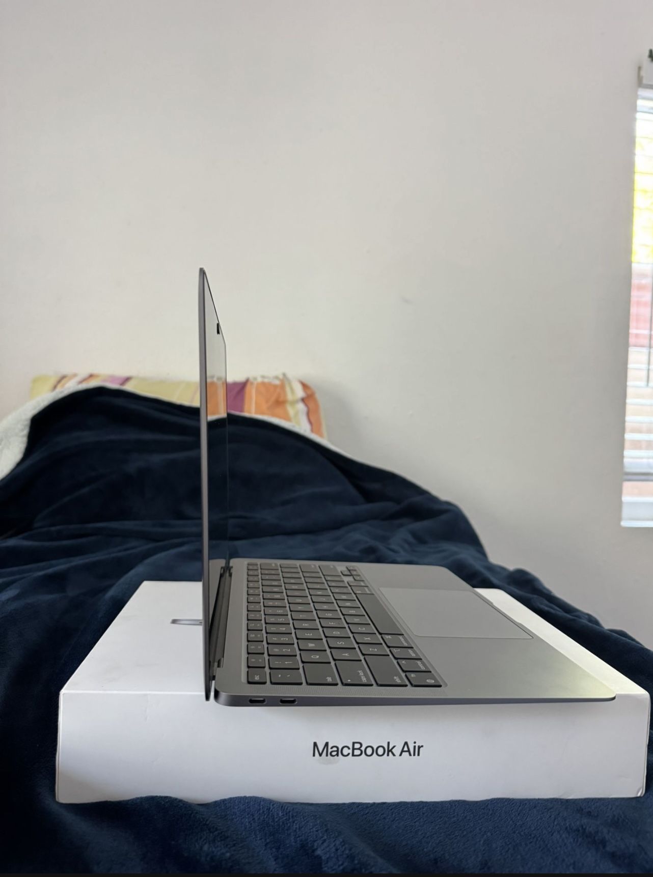 Macbook (2020)