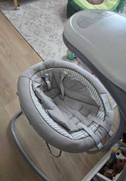 Graco Swing and Bouncer