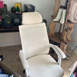 Office Chair / Desk Chair 