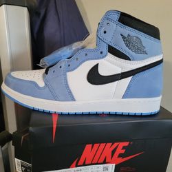 Air Jordan Retro 1 University Blue