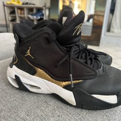 Nike Jordan’s Gold And Black