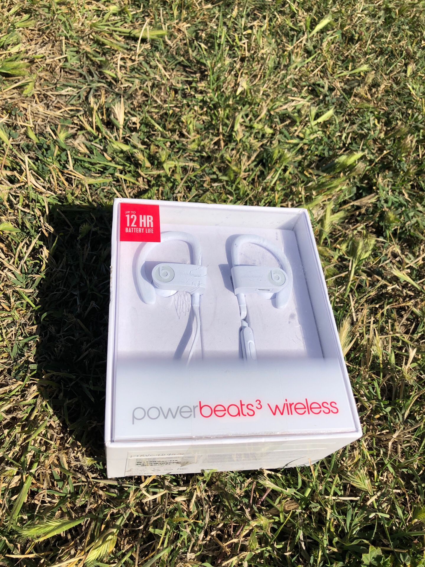 Powerbeats 3 wireless Bluetooth earphones WHITE with original accessories