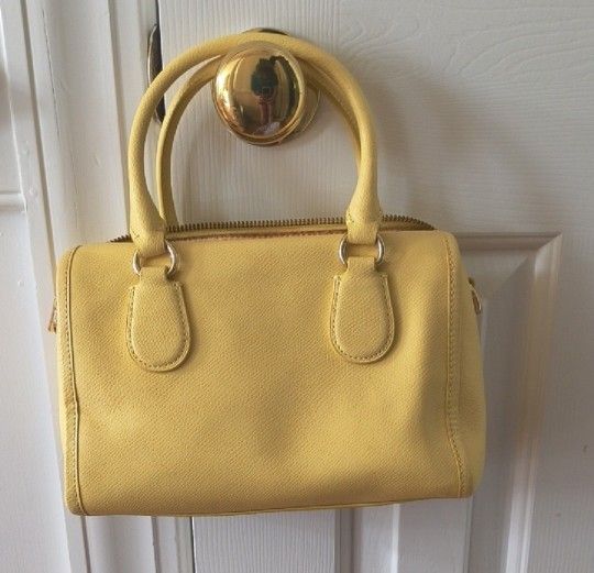Coach Small Butter Yellow Handbag With Crossbody Strap