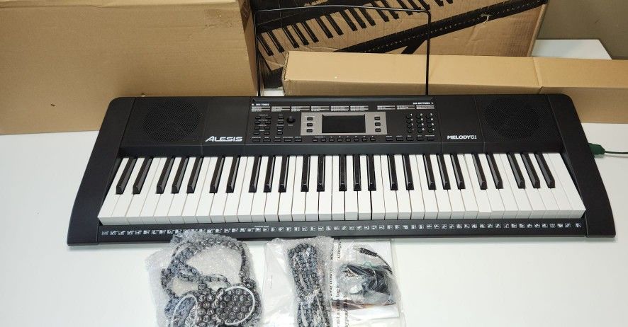 Melody 61 Key for Beginners with Speakers, Stand #824