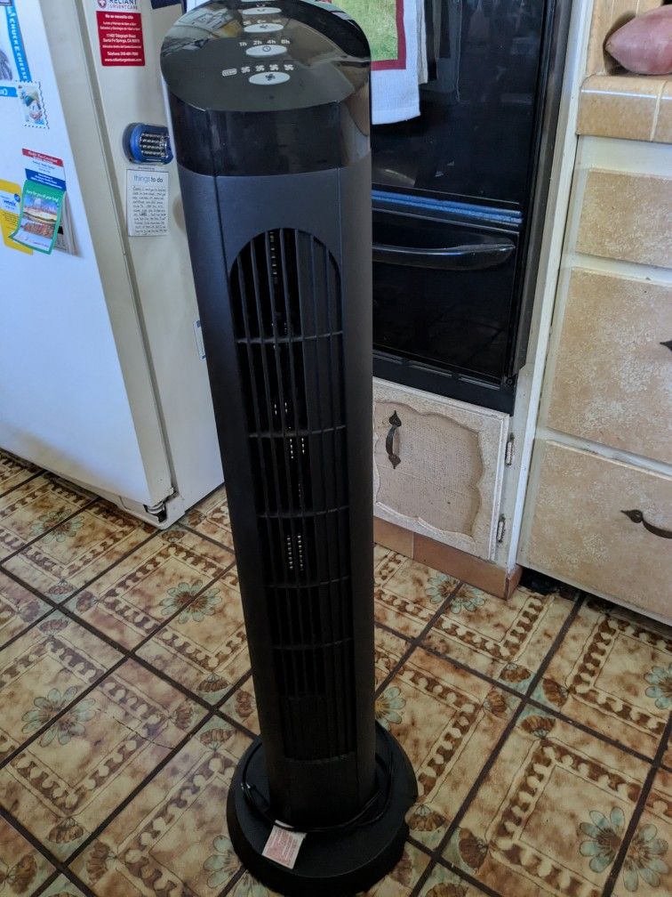 Cascade  39" Tower Fan With Remote