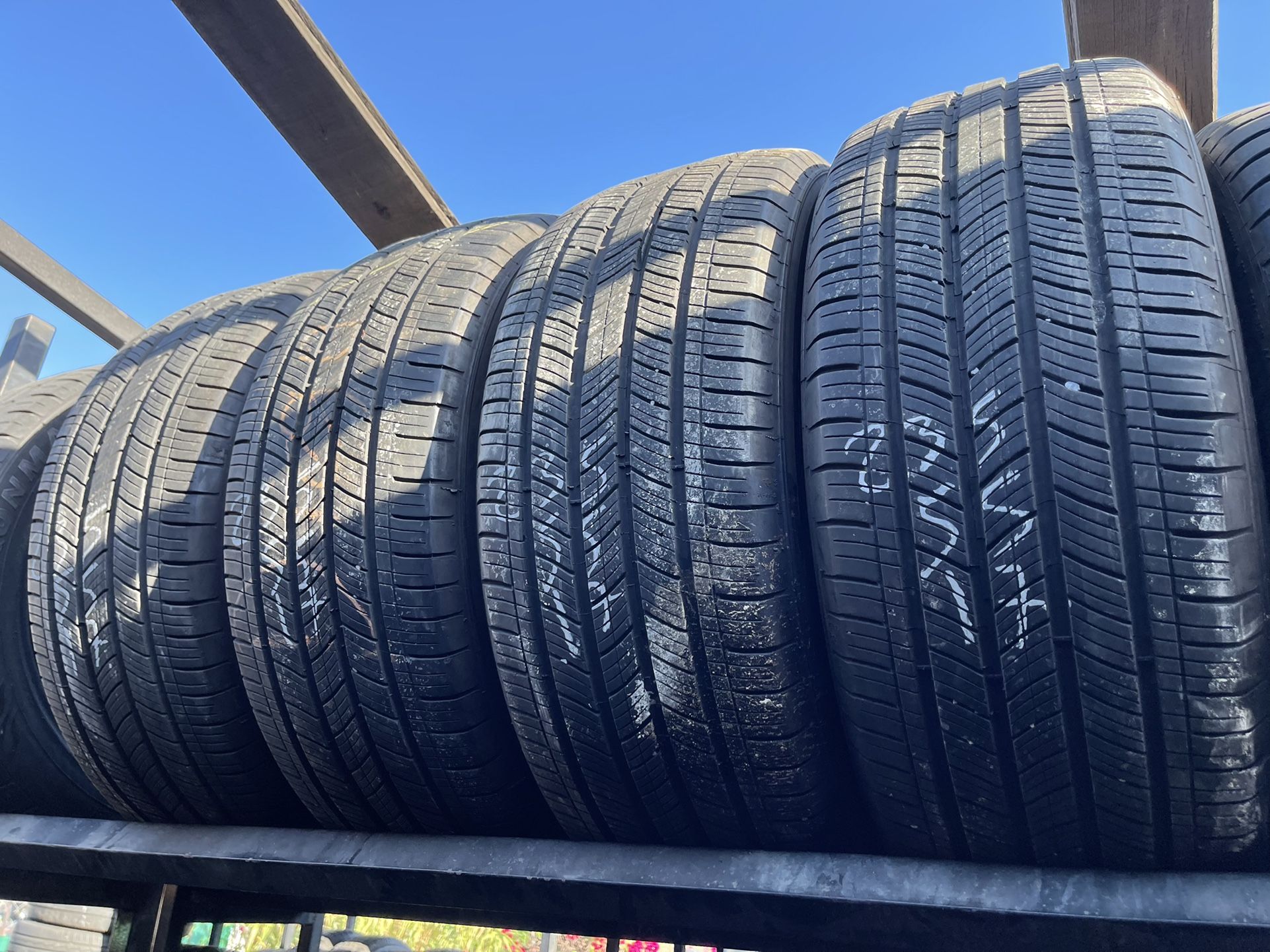 235-55-17 Used Tires 235/55/17 Llantas Usadas 