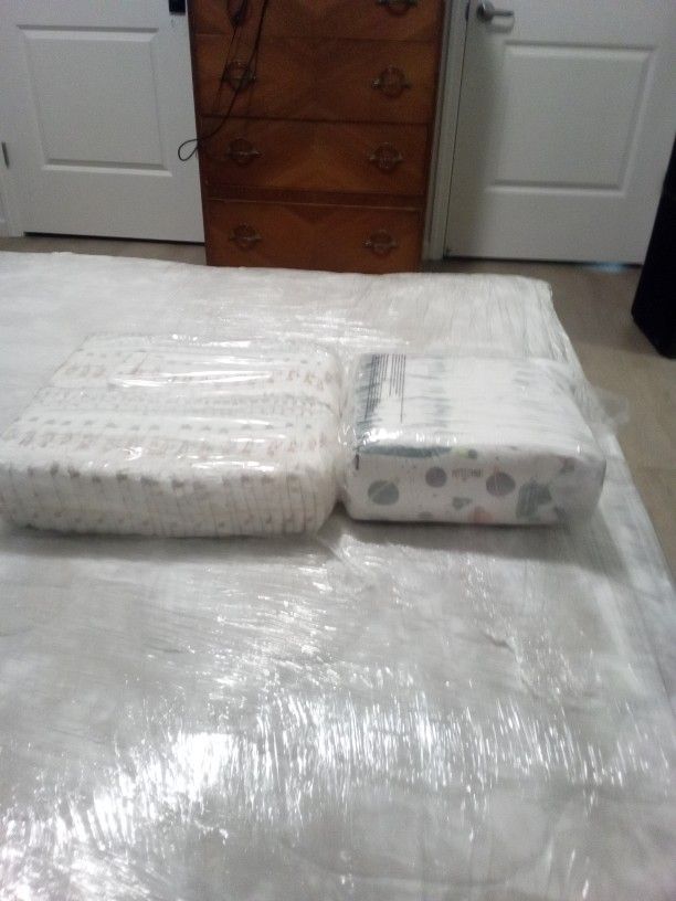 New Born Pampers/Six 6 Pull Ups