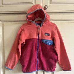 Patagonia Size 3T girls two tone pink jacket zipper & hood & pockets 