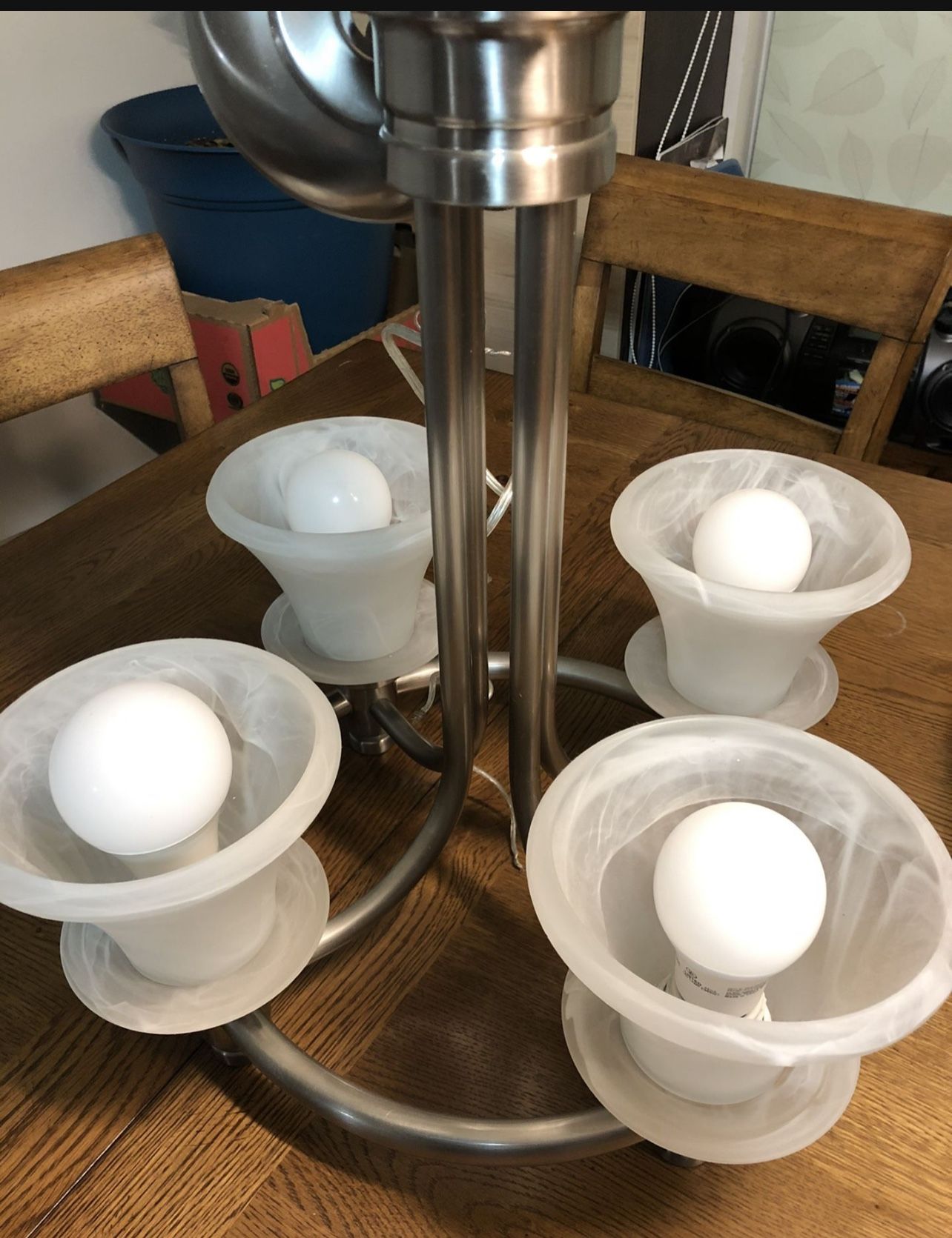 Light Or Dinner Room...