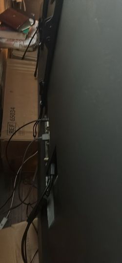 65” LG SMART TV 2021