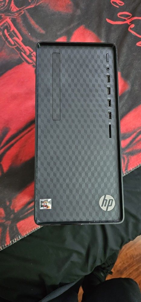 HP AMD Ryzen 3 Desktop
