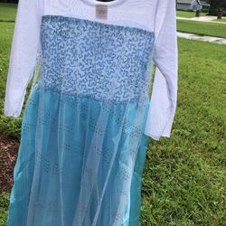 Elsa Frozen Halloween Costume ( 5-8 )