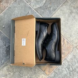 Black Leathered Shoes 