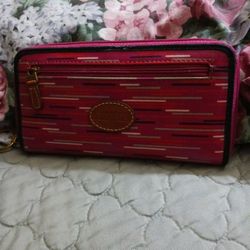 BEAUTIFUL FOSSIL AND BRAND NEW BEBE WALLET......😍