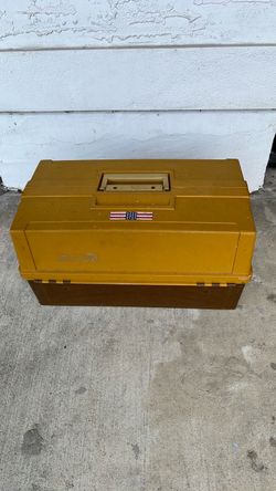 Huge Plano tacklebox 9106 vintage