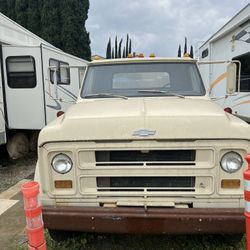 1970 CHEVROLET C/40 TRUCK