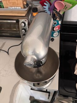 KitchenAid Artisan 5-Qt Mixer - Chrome Silver (Barely Used!)