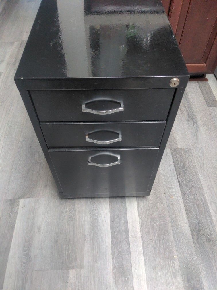 3 Drawer File Cabinet