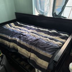 Twin Trundle Bed