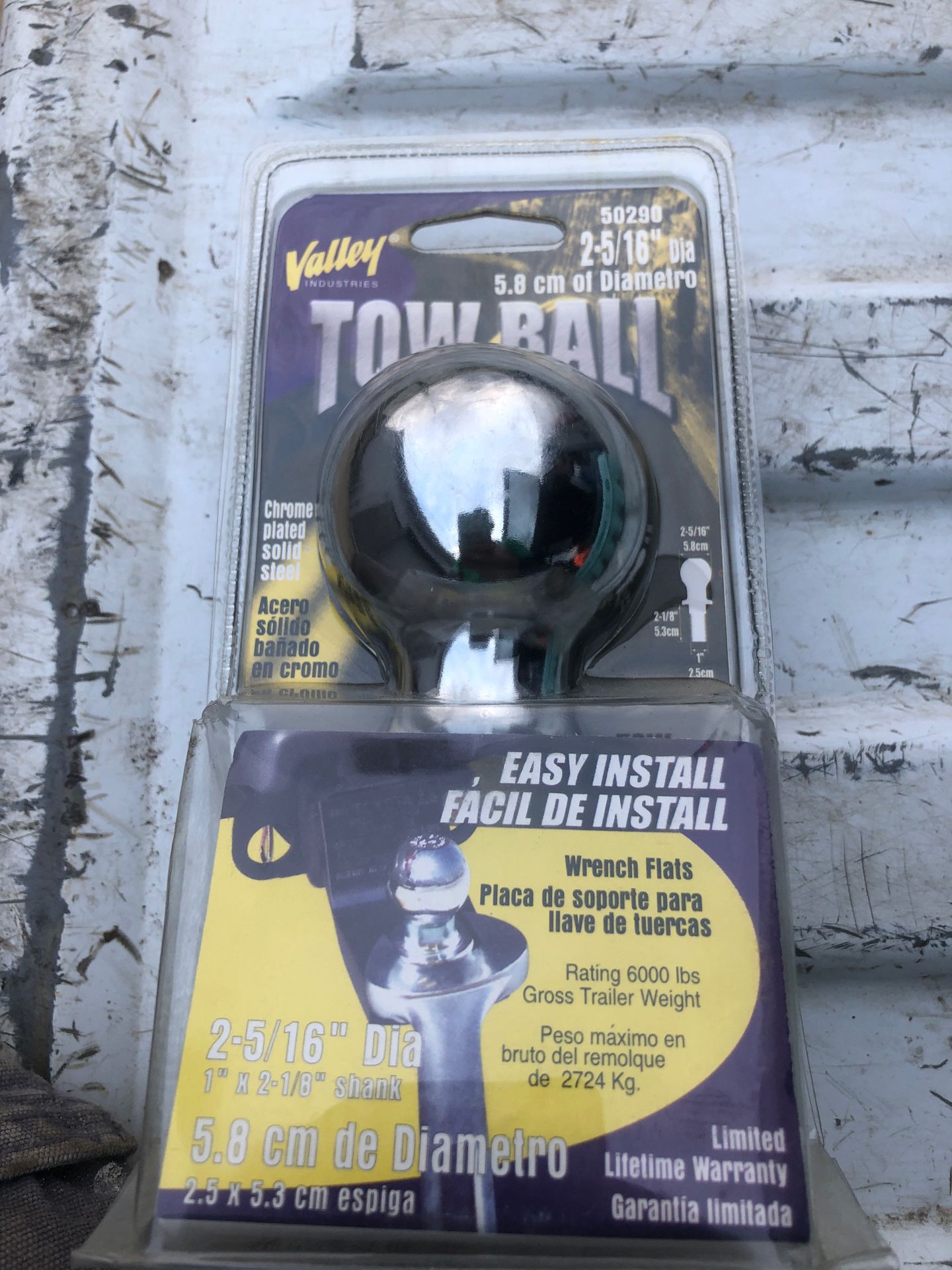 Tow ball valley